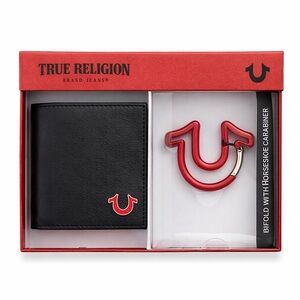 NIB True Religion Men’s Black Leather Bifold Wallet Red Horseshoe Carabiner Set